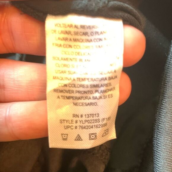 NWT! Marika sport patterned leggings - Picture 6 of 11